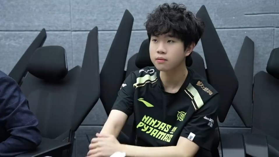 Twistzz 返回到 FaZe Clan